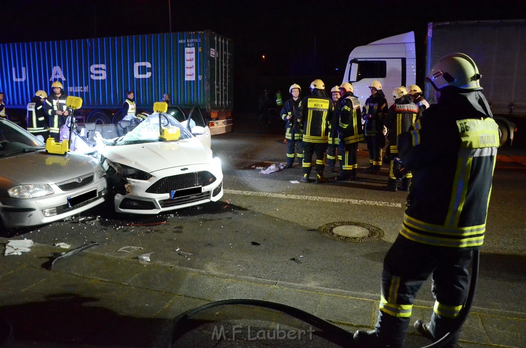 VU Koeln Muelheim Neurather Ring Berlinerstr P071.JPG - Miklos Laubert